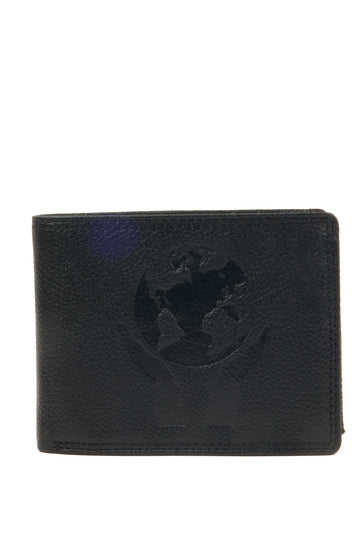 betterwallet-world-hands-black-front